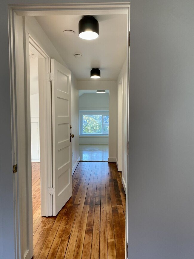 Photo - 5728 N Williams Ave Unidad 3150  3