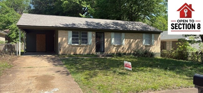 Building Photo - Charming 4 Bedroom Home with Carport in Memphis! - Open To Section 8