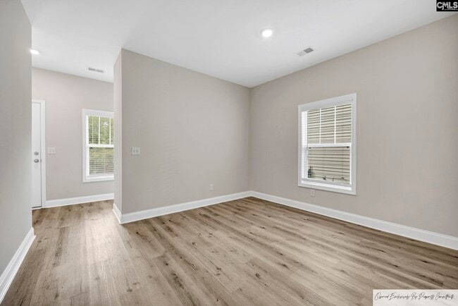205 Long Iron Ct