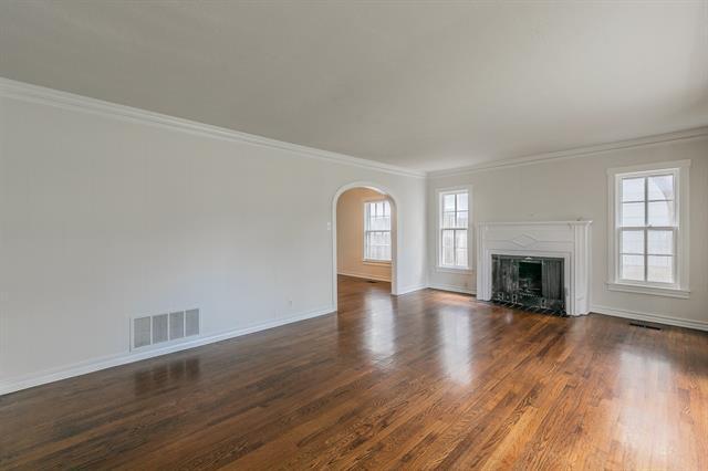 Photo - 4219 Calmont Ave