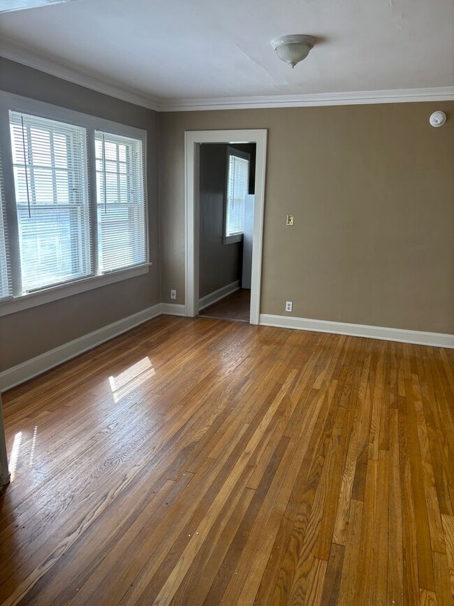 Photo - 5446 Harrison St Unit 5446 Harrison St. 2F