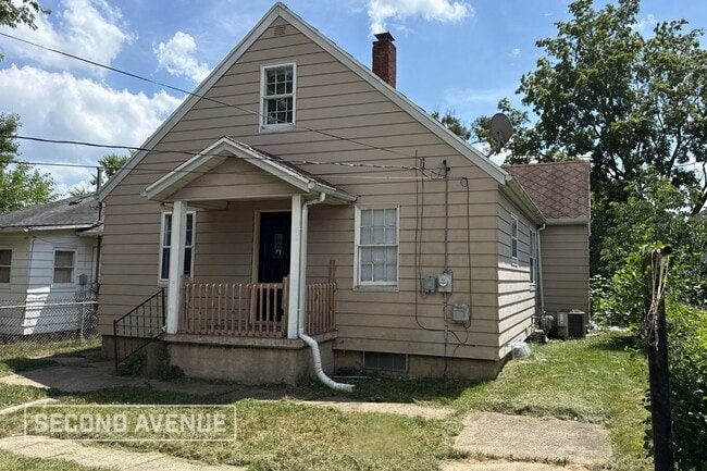 Photo - 1521 E Donald St