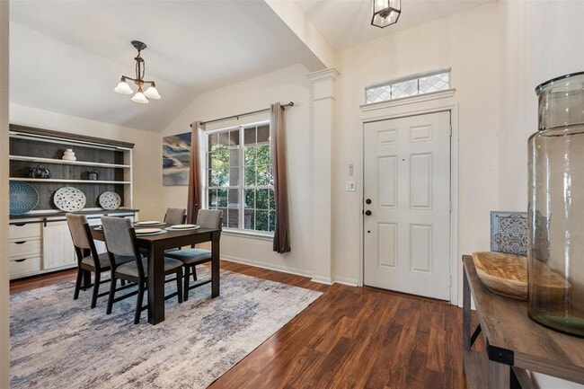 Photo - 221 Stone Crest Blvd