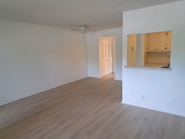 Photo - 243 Canterbury K Unit WPB