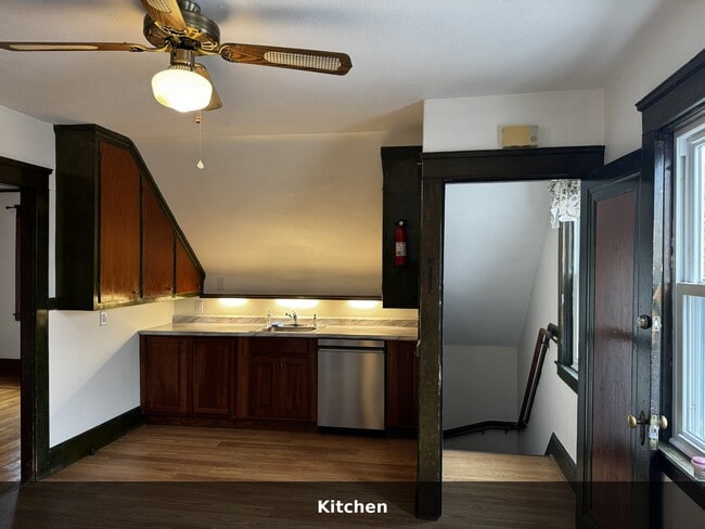 Kitchen Entry - 508 Woodward Rd Unit Woodward Rd #2