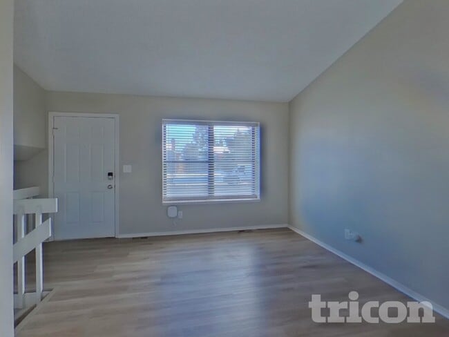 Photo - 3710 Brisbane Dr