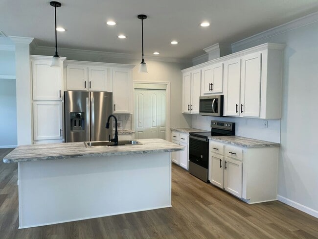 Photo - 34616 Ballyhoo Dr