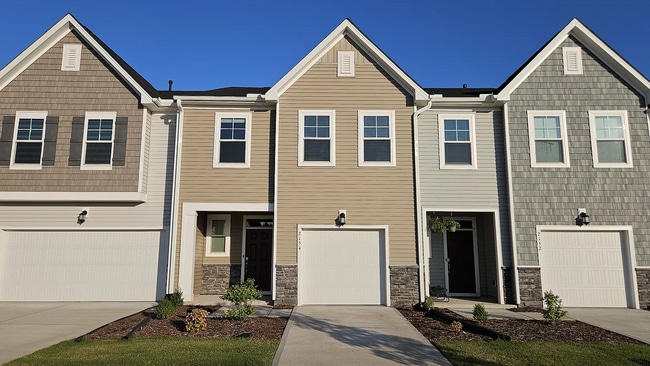 Building Photo - 2154 Tulip Bloom Ln