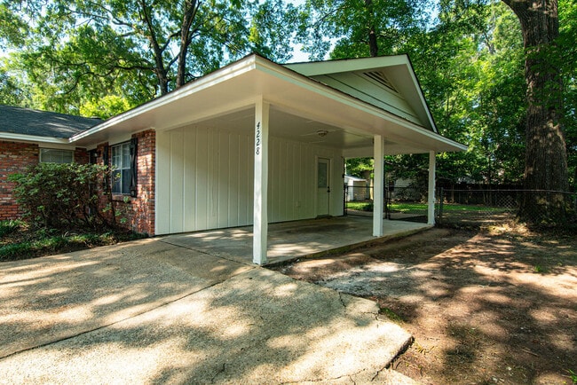 Photo - 4228 Johnstown Dr