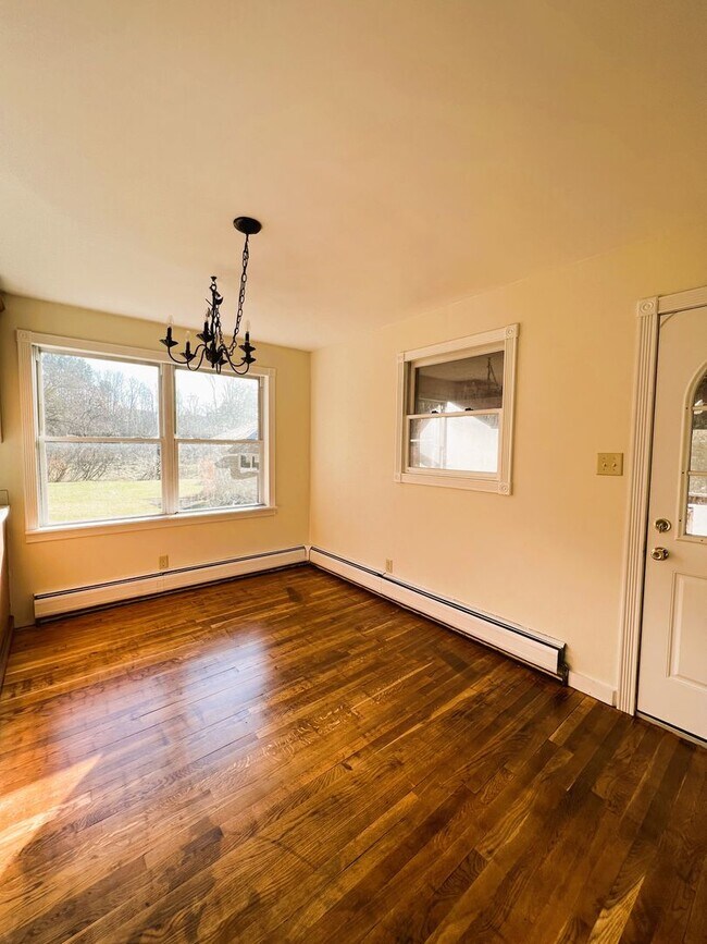 Photo - Just In Time For Ski Season - Single Famil...