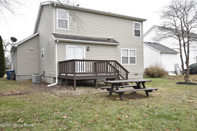 Photo - 4313 Hickoryview Dr