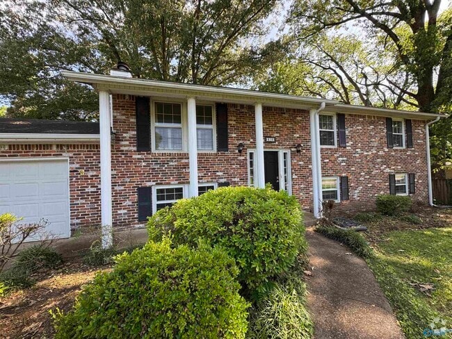 Building Photo - 516 Valley View Terrace SE Rental