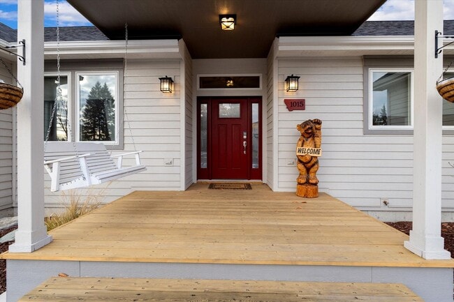 Photo - 1015 Riparian Dr