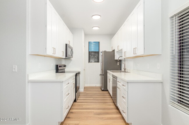 Photo - 13818 N Saguaro Blvd Unit 202