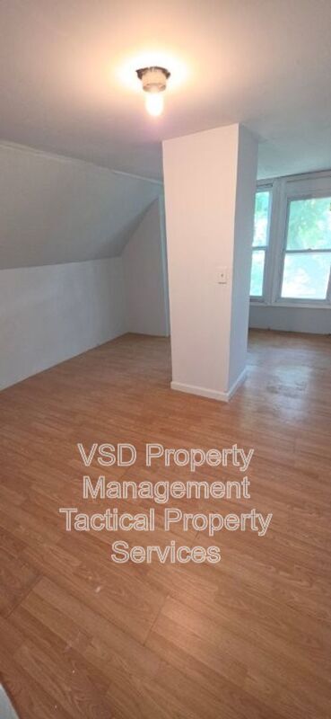 1583 E 84th St Unit Up