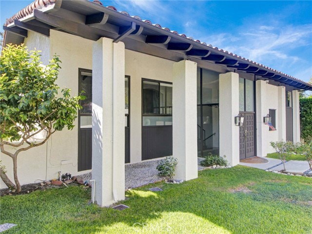 2801 Palos Verdes Dr W