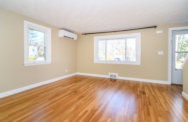 Photo - 7 Ferndale Rd