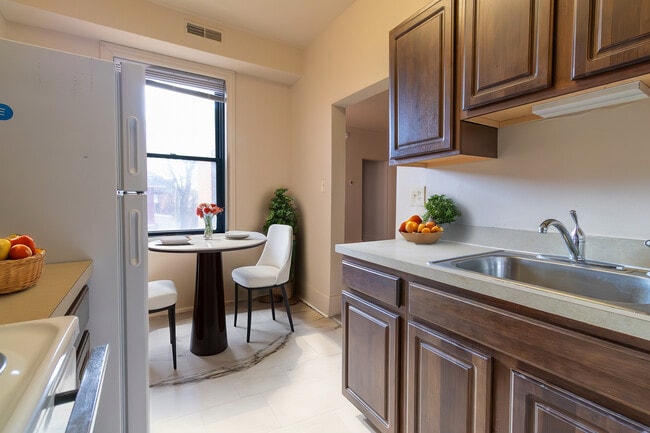 Photo - Village Park Apartments