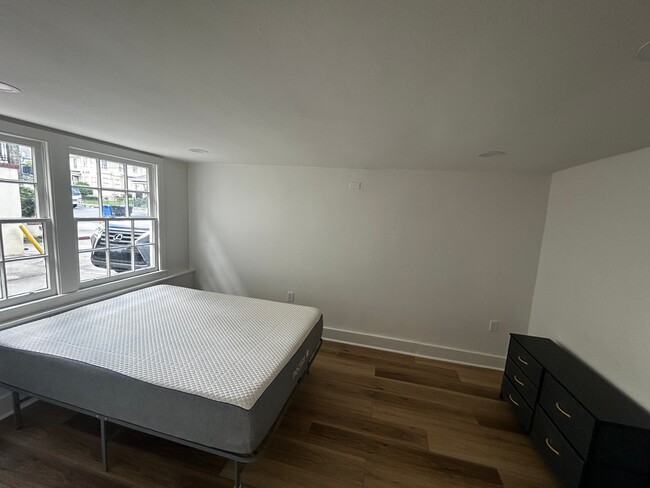 Photo - 1007 Broadway St Unit C