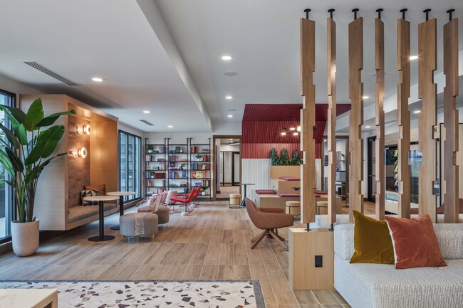 005 - Lumen on Ninth