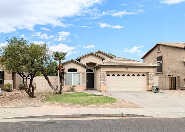 Building Photo - AVAILABLE NOW IN SAN TAN RANCH GILBERT!!!! Rental