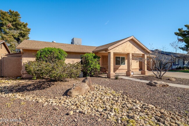 Photo - 6610 W McKinley St