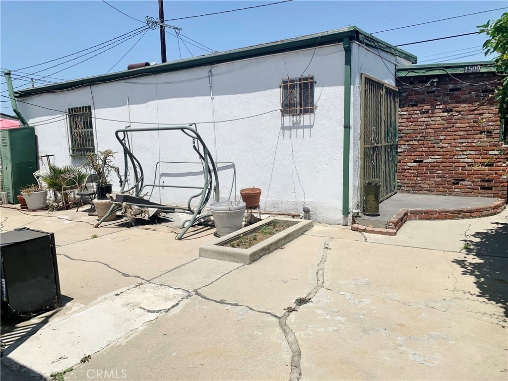 Photo - 1509 W Florence Ave