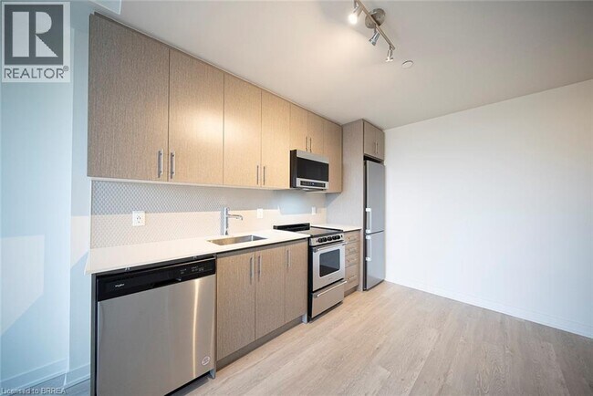 Photo - 212 King William St Unit 823