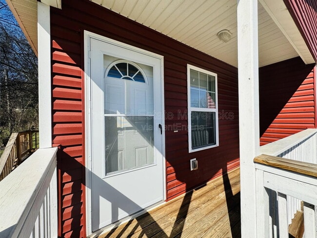 Photo - 4609 Kirkland Ave