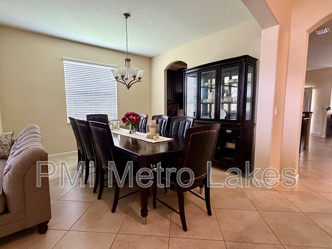 4309 Summer Breeze Way