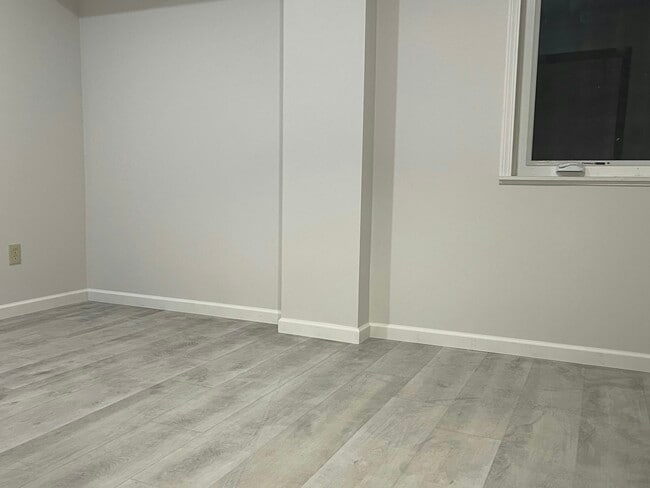 Photo - 1491 E Maiden St Unidad 5