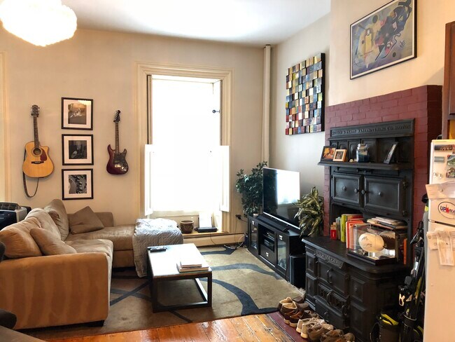 Photo - 109 Beacon St