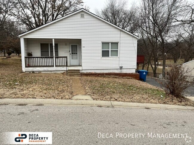 Building Photo - 3 Bedroom 1 Bathroom House