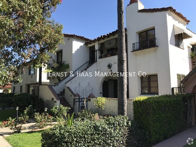 Building Photo - Lovely Spanish Styled Lower Duplex Unit in... Rental