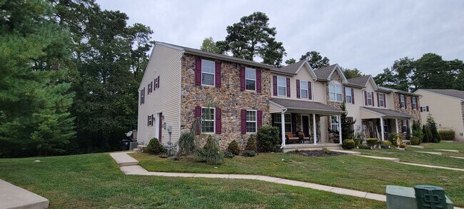 Beautiful 3 bedroom 2.5 bathroom END Unit ... - Beautiful 3 bedroom 2.5 bathroom END Townhome Unit ...