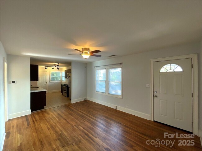 Photo - 1728 Matheson Ave