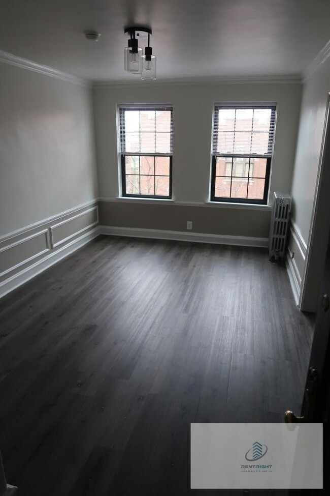 Photo - 5301 N Ashland Ave Unit 109