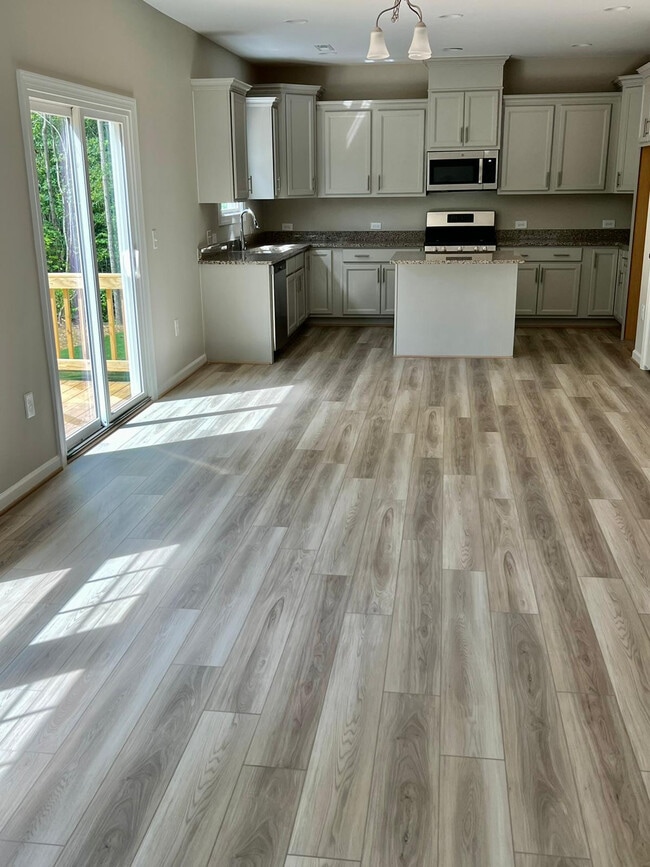 Room in House on Tawny View Ln