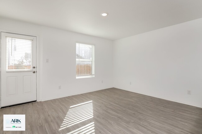 20348 Andalusite Wy