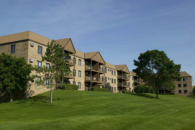 Building - Lexington Heights