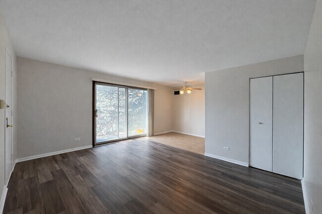 Photo - 7915 S 84th Ave