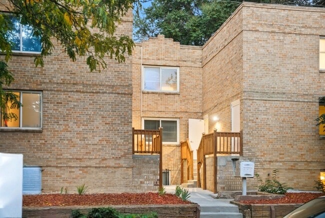 Photo - 1364 Lafayette St Unit 8