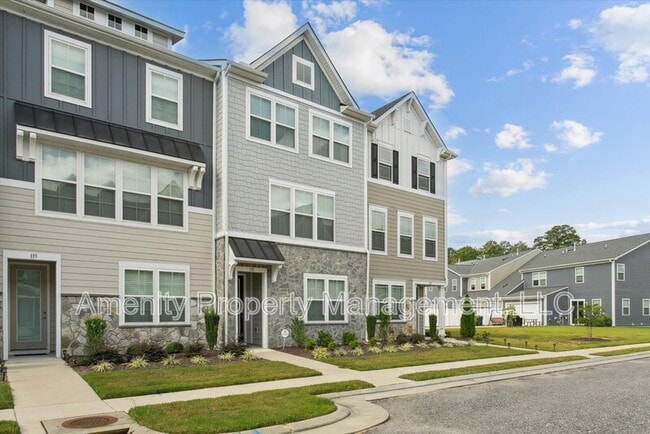 Photo - 121 Daybeacon St