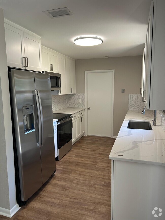 Building Photo - 4958 Canton Rd Rental