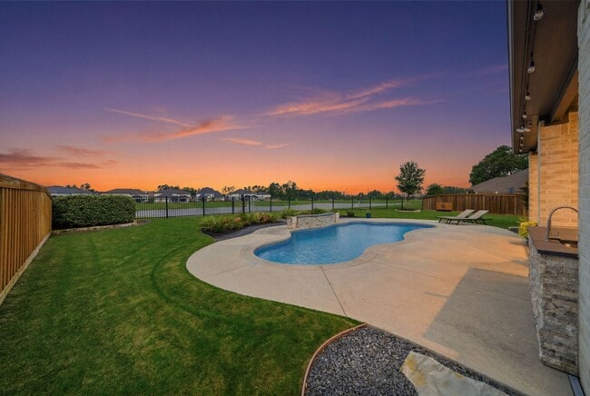 Building Photo - 28014 Woodland Bend Way