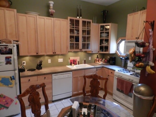Photo - 1069 Harrison Ave