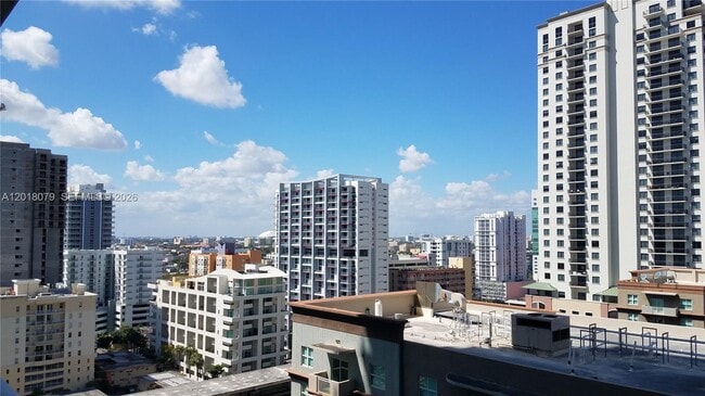 Photo - 1111 SW 1st Ave Unit 1921-N