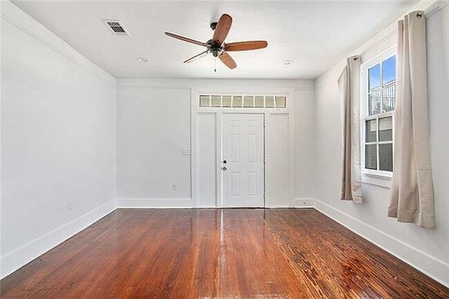 Photo - 2001-2003 Rev John Unit 2001