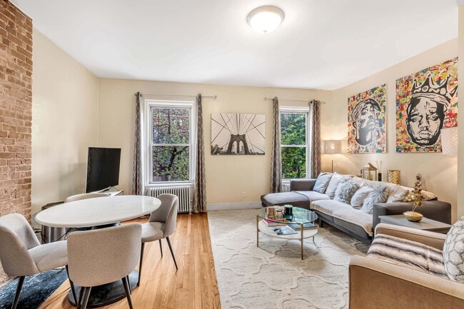 Photo - 222 W 71st St Townhome