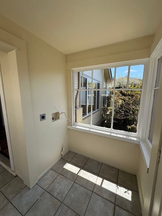 Photo - Charming 1 Bed, 1 Bath Cottage – Detached Garage + Sunroom!